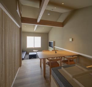 thumbnail: In-room dining