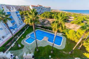 thumbnail: Outdoor pool