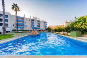 thumbnail: Outdoor pool