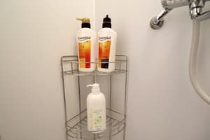 thumbnail: Bathroom amenities