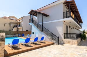thumbnail: Front of property