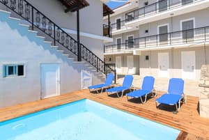 thumbnail: Pool
