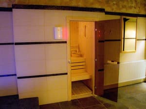 thumbnail: Sauna