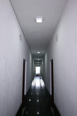 thumbnail: Hallway