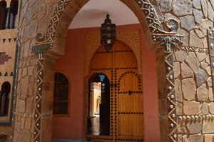 thumbnail: Property entrance