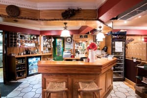 thumbnail: Restaurant