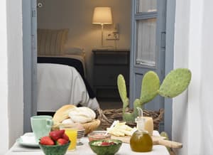 thumbnail: Breakfast area