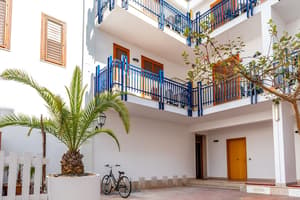 thumbnail: Property entrance