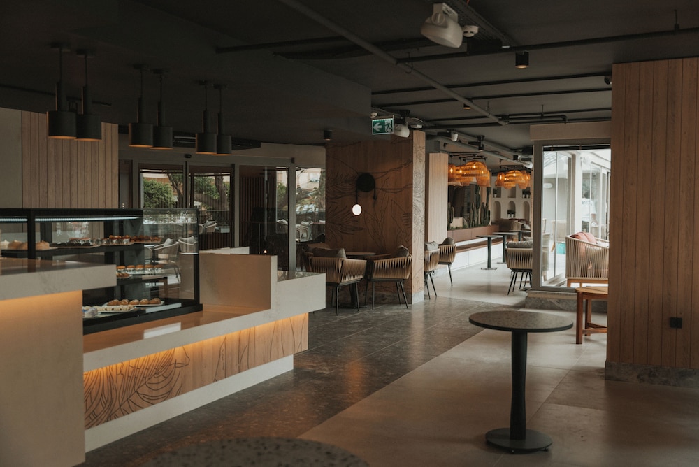Cafe