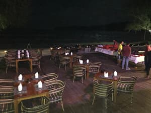 thumbnail: Outdoor dining