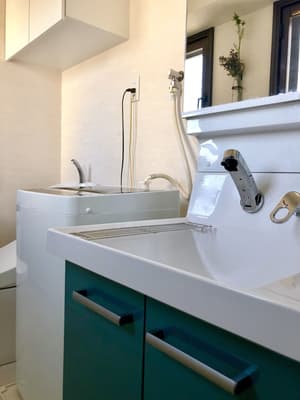 thumbnail: Bathroom sink
