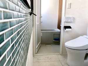 thumbnail: Bathroom