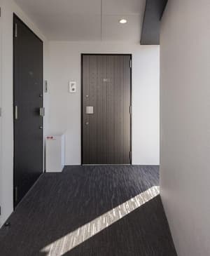 thumbnail: Hallway