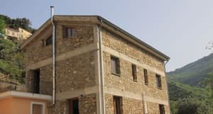 thumbnail: Exterior