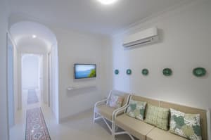 thumbnail: Living area