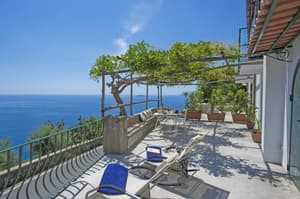 thumbnail: Terrace/patio