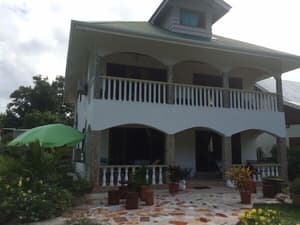 thumbnail: Front of property