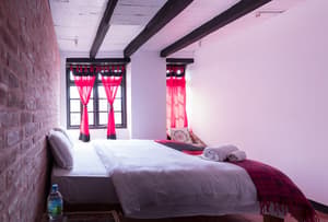 thumbnail: Interior detail
