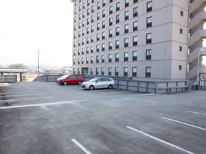 thumbnail: Parking