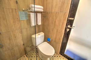 thumbnail: Bathroom