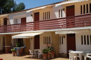 thumbnail: Exterior