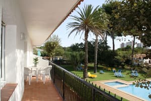 thumbnail: Garden view