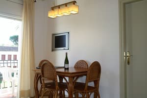 thumbnail: In-room dining