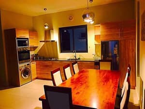 thumbnail: In-room dining