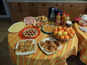 thumbnail: Breakfast buffet