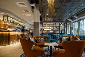thumbnail: Restaurant