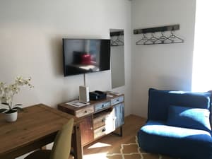 thumbnail: Living area