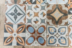 thumbnail: Interior detail