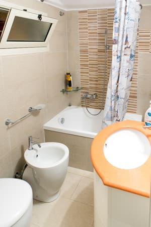 thumbnail: Bathroom