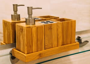 thumbnail: Bathroom amenities