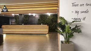 thumbnail: Reception