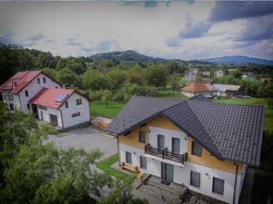 thumbnail: Exterior