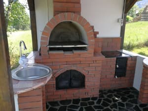thumbnail: BBQ/picnic area
