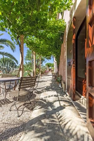 thumbnail: Terrace/patio