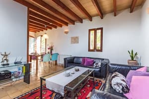thumbnail: Living area