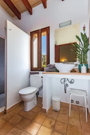 thumbnail: Bathroom