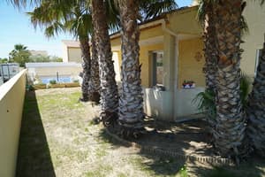 thumbnail: Exterior