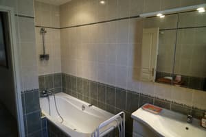thumbnail: Bathroom