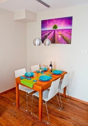 thumbnail: In-room dining