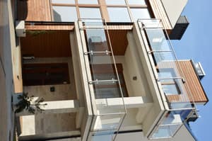 thumbnail: Exterior