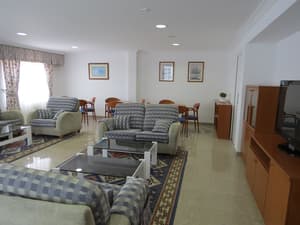 thumbnail: Reception