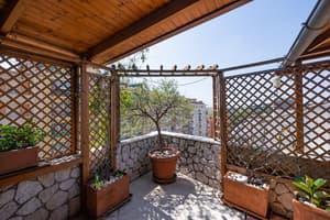 thumbnail: Terrace/patio