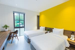 thumbnail: Room