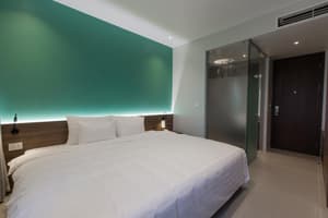 thumbnail: Room