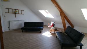 thumbnail: Interior detail