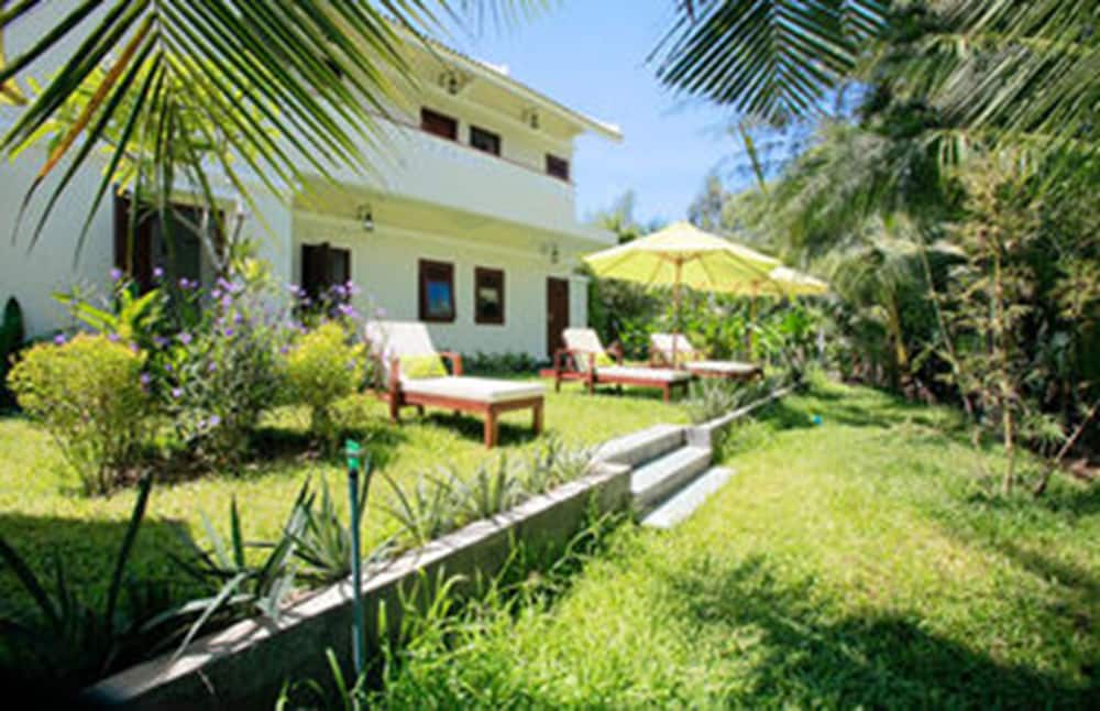 Sundeck